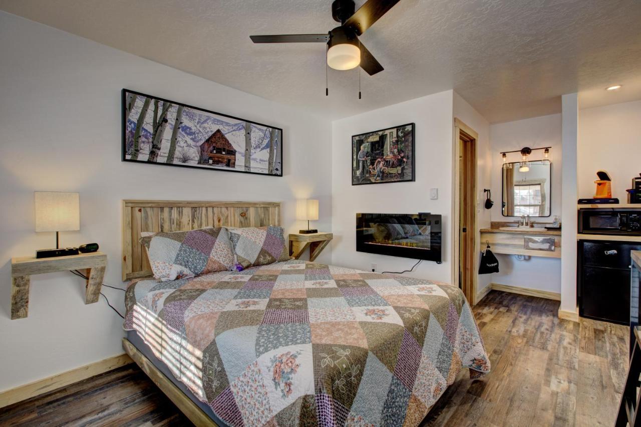 Alpine Lodge Hotel Cascade Εξωτερικό φωτογραφία
