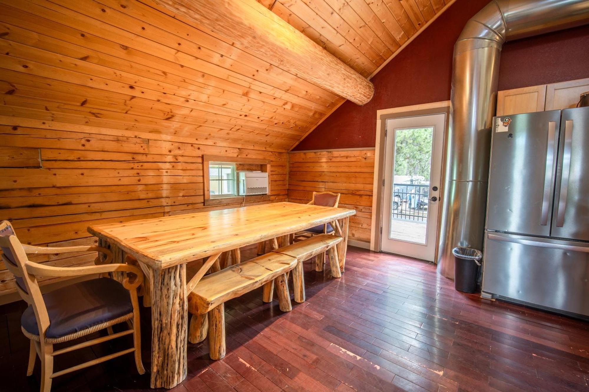 Alpine Lodge Hotel Cascade Εξωτερικό φωτογραφία